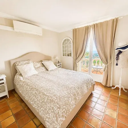 Vue Mer, Animaux Admis - 12 Pers. - Fr-1-816-49 Bormes-les-Mimosas